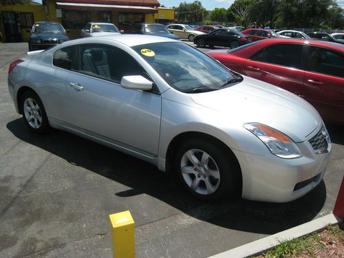 2008 Nissan Altima S Coupe 2-Door 2.5L, image 3