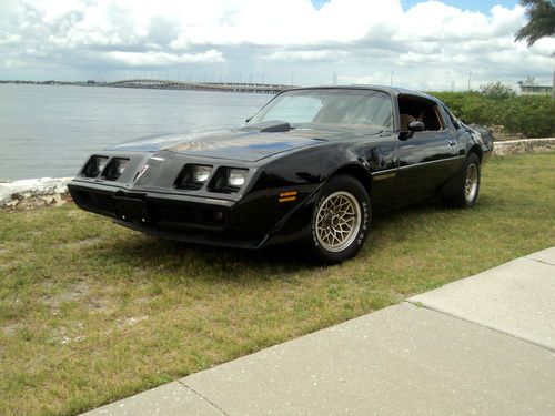 1979 transam, 4 speed, t-tops, orig build sheet, ws-6 suspension, honeycombs