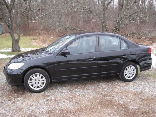 2004 honda civic lx sedan 4-door 1.7l