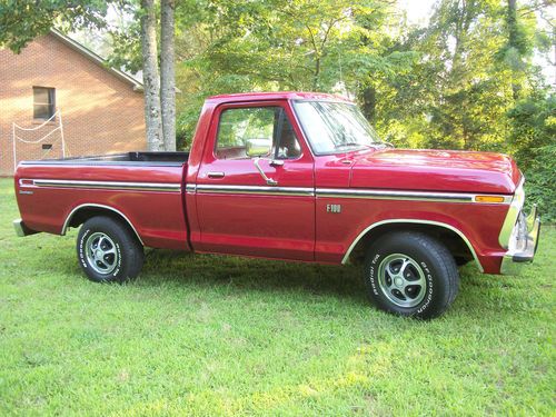 1976 FORD F100 Pick Up Short Bed, image 3