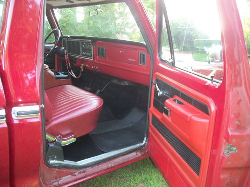 1976 FORD F100 Pick Up Short Bed, image 7