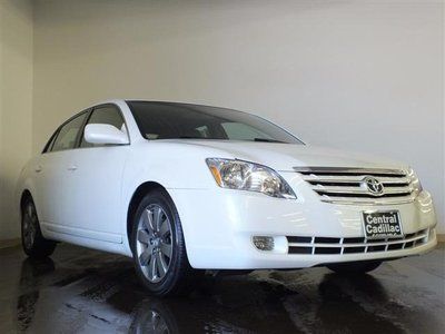 2005 Toyota Avalon Touring 3.5L White Diamond Sunroof, image 3