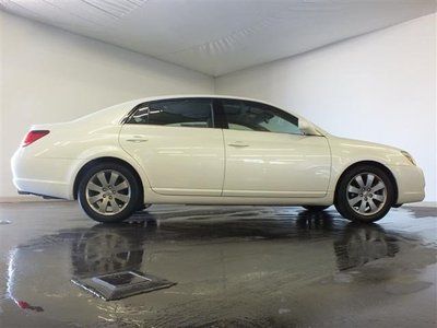 2005 Toyota Avalon Touring 3.5L White Diamond Sunroof, image 4