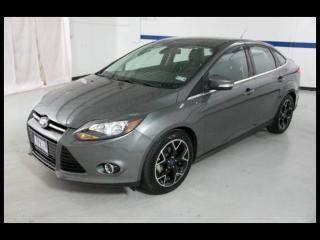 12 ford focus sedan titanium, mytouch, sync, power windows &amp; locks