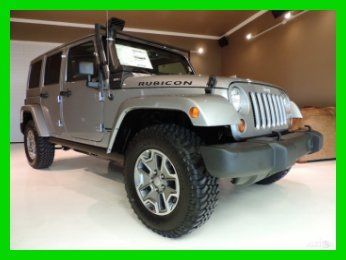 2013 rubicon new 3.6l v6,auto,leather,lockers,xm,nav,u control,paint top,fenders