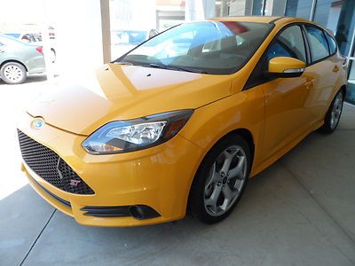 New 2013 ford focus st 252 horsepower rocket