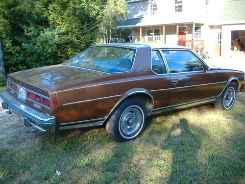 1979 chevrolet caprice classic landau coupe 2-door 5.7l