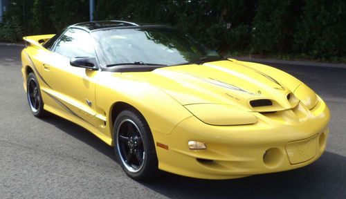 2002 pontiac firebird trans am coupe 2-door 5.7l