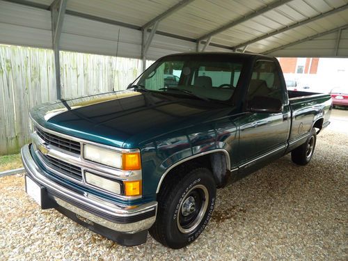 1995 Chevy Silverado C-1500 Pickup Truck, image 2
