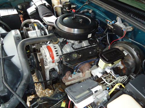 1995 Chevy Silverado C-1500 Pickup Truck, image 9