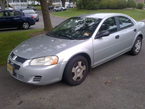 Silver 2004 dodge stratus se automatic 4 door sedan v6 2.7l 152k miles. runs.