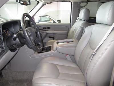 2006 GMC Yukon SLT SUPER CLEAN!!, image 10