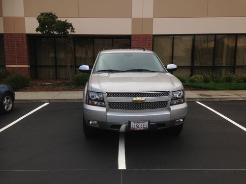 2008 chevrolet tahoe fully loaded perfect condition