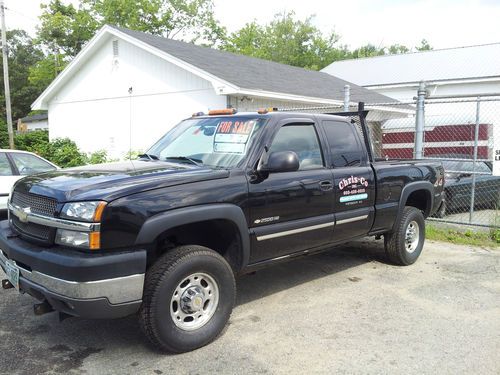 2004 chevrolet silverado 2500hd extended cab tow pkg plow pkg 4x4 mint cond.