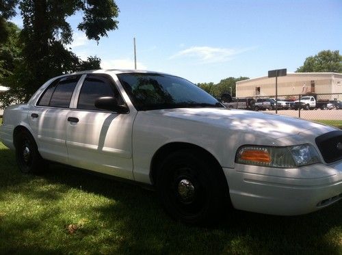 2007 ford crown victoria - no reserve