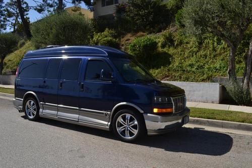 2004 gmc savana conversion explorer se