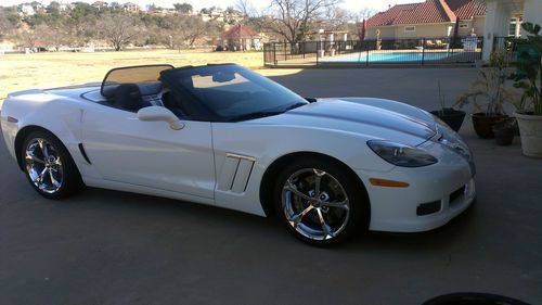 2013 chevrolet corvette grand sport 4lt convertible 2-door 6.2l 60th anniversary