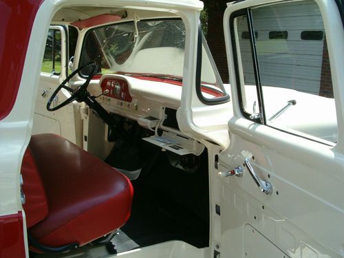 1960 F 100 Pickup Truck Long Bed, image 3