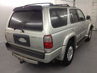 Just Traded!! Limited 4Runner V6 4x4 Must sell, image 3