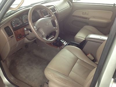 Just Traded!! Limited 4Runner V6 4x4 Must sell, image 5