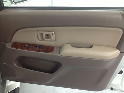 Just Traded!! Limited 4Runner V6 4x4 Must sell, image 20