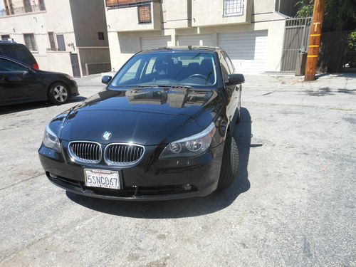 2006 bmw 525i sedan 4-door 3.0l black on black low miles excellent condition