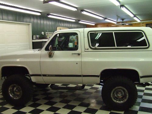 1990 Chevrolet Blazer Silverado Sport Utility 2-Door 5.7L, image 2
