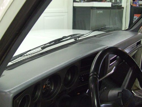 1990 Chevrolet Blazer Silverado Sport Utility 2-Door 5.7L, image 11