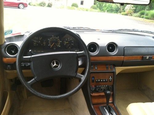1983 Mercedes Benz 300D Turbo Diesel 93k - ESTATE CAR, image 11