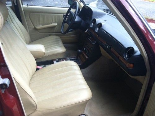 1983 Mercedes Benz 300D Turbo Diesel 93k - ESTATE CAR, image 15