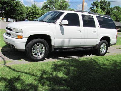2003 chevy suburban z71 4x4..true z71..all options..best color..best in class!