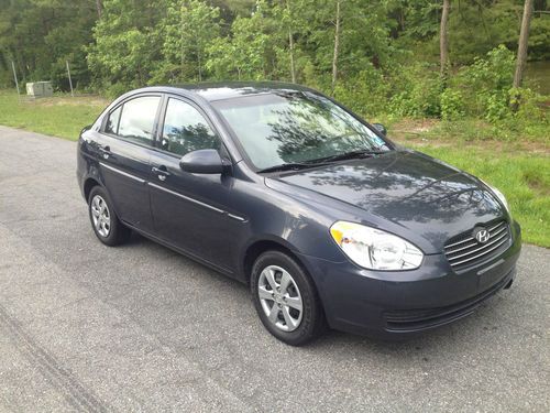 2009 hyundai accent gls sedan 4-door 1.6l