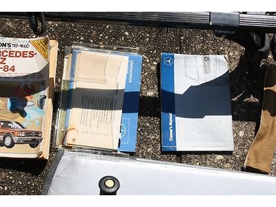 Mercedes-BenzSL380 Convertible/Hard top Classic Historical CarWe ship world wide, image 4