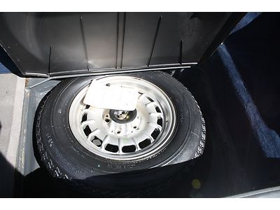 Mercedes-BenzSL380 Convertible/Hard top Classic Historical CarWe ship world wide, image 9