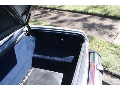 Mercedes-BenzSL380 Convertible/Hard top Classic Historical CarWe ship world wide, image 12