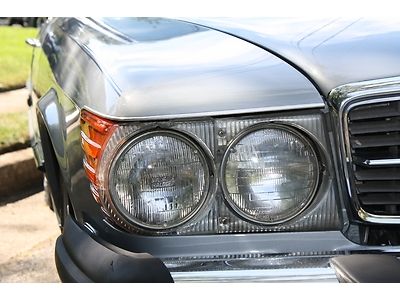 Mercedes-BenzSL380 Convertible/Hard top Classic Historical CarWe ship world wide, image 19