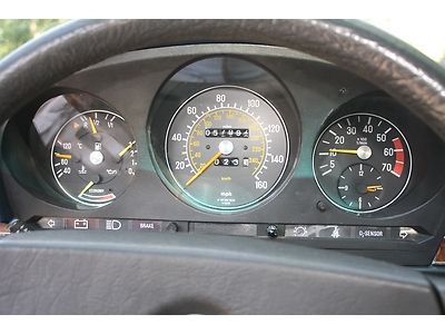 Mercedes-BenzSL380 Convertible/Hard top Classic Historical CarWe ship world wide, image 34