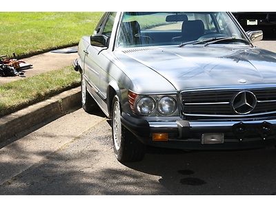 Mercedes-BenzSL380 Convertible/Hard top Classic Historical CarWe ship world wide, image 65