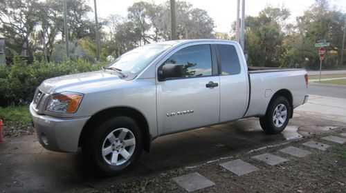 2008 nissan titan xe extended cab pickup 4-door 5.6l