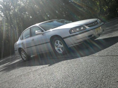 2000 chevrolet impala base sedan 4-door 3.8l low miles must be sold