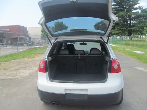 2006 volkswagen gti base hatchback 2-door 2.0l