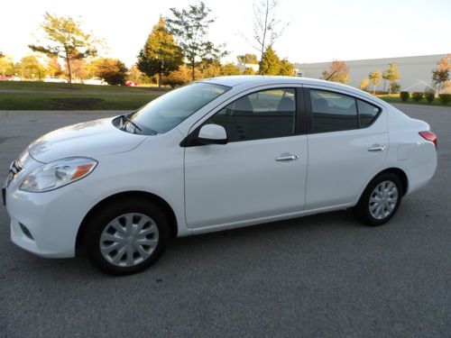 2012 nissan versa 1.6 sv sedan