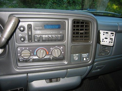 2000 Chevrolet Silverado 2500 4x4 Regular cab, image 13