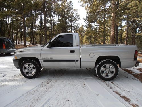 2001 dodge ram 1500 laramie standard cab pickup 2-door 5.2l