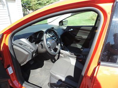 Ford Focus 2013 low miles-MOONROOF-2.0L-gas saver-SYNC-automatic-bluetooth, US $15,900.00, image 12