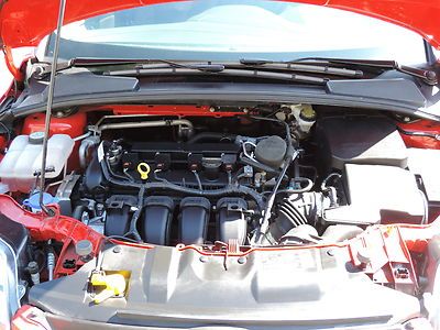 Ford Focus 2013 low miles-MOONROOF-2.0L-gas saver-SYNC-automatic-bluetooth, US $15,900.00, image 35
