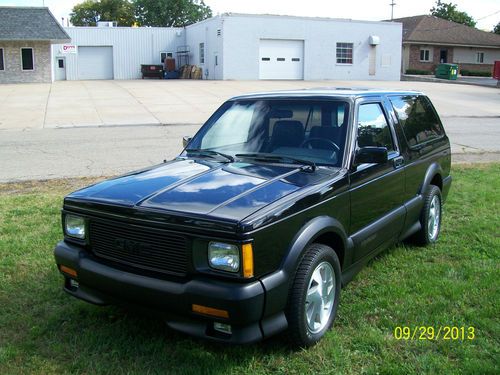 1992 gmc typhoon base sport utility 2-door 4.3l low low mileage black on black