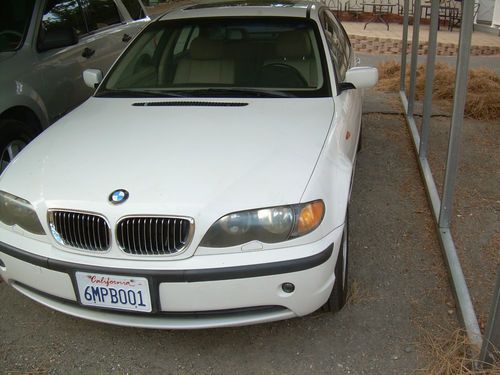 2002 bmw 325xi base sedan 4-door 2.5l