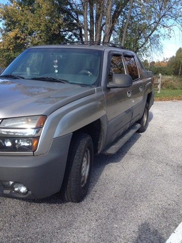 2002 Chevrolet Avalanche 1500 Z71 Crew Cab Pickup 4-Door 5.3L, image 2