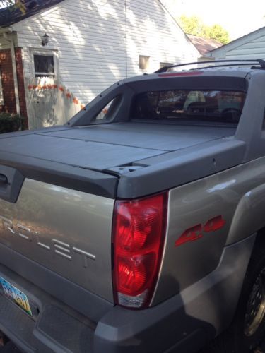2002 Chevrolet Avalanche 1500 Z71 Crew Cab Pickup 4-Door 5.3L, image 3